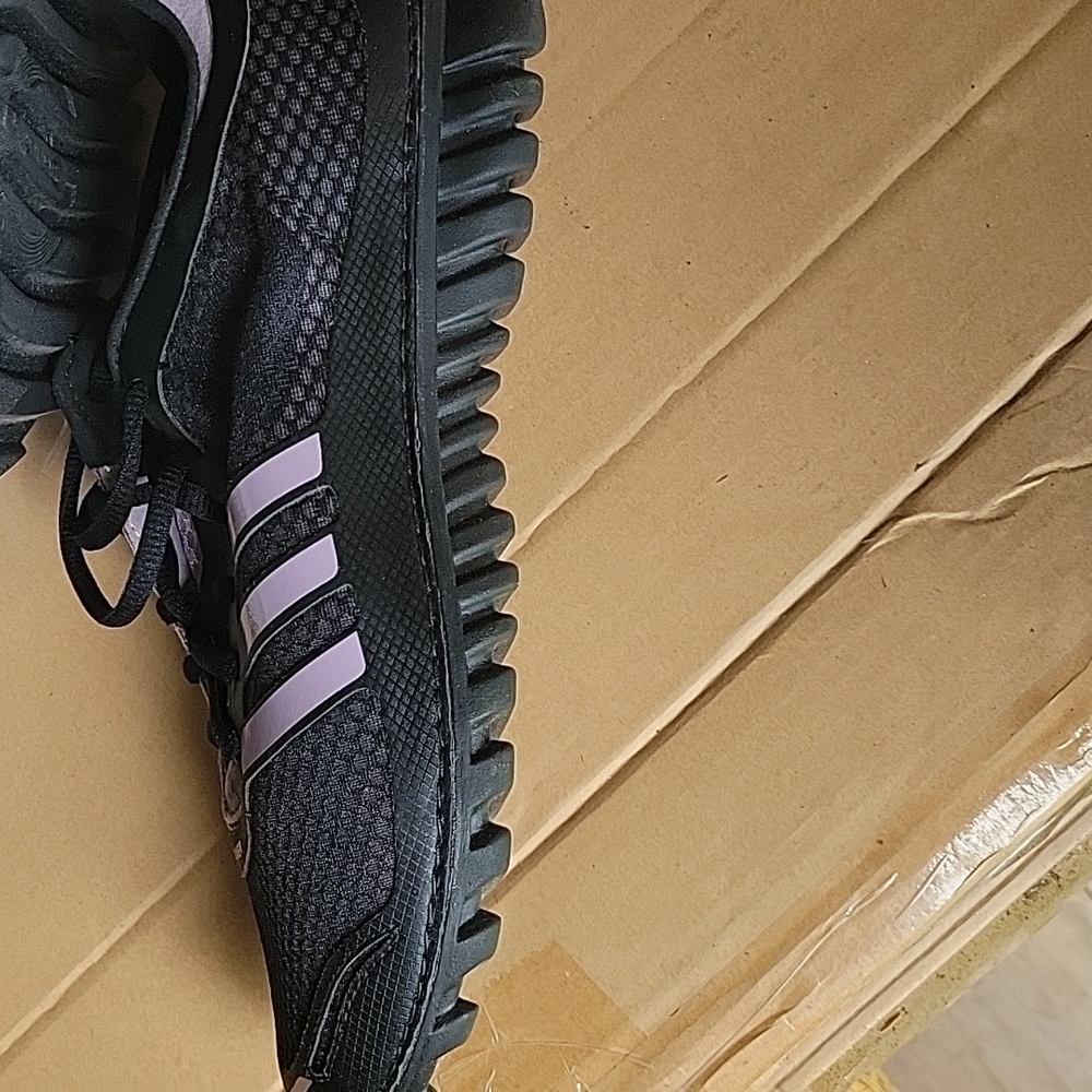 ADIDAS Trainers, Women’s size 8 Black and Lavender - Picture 3 of 5